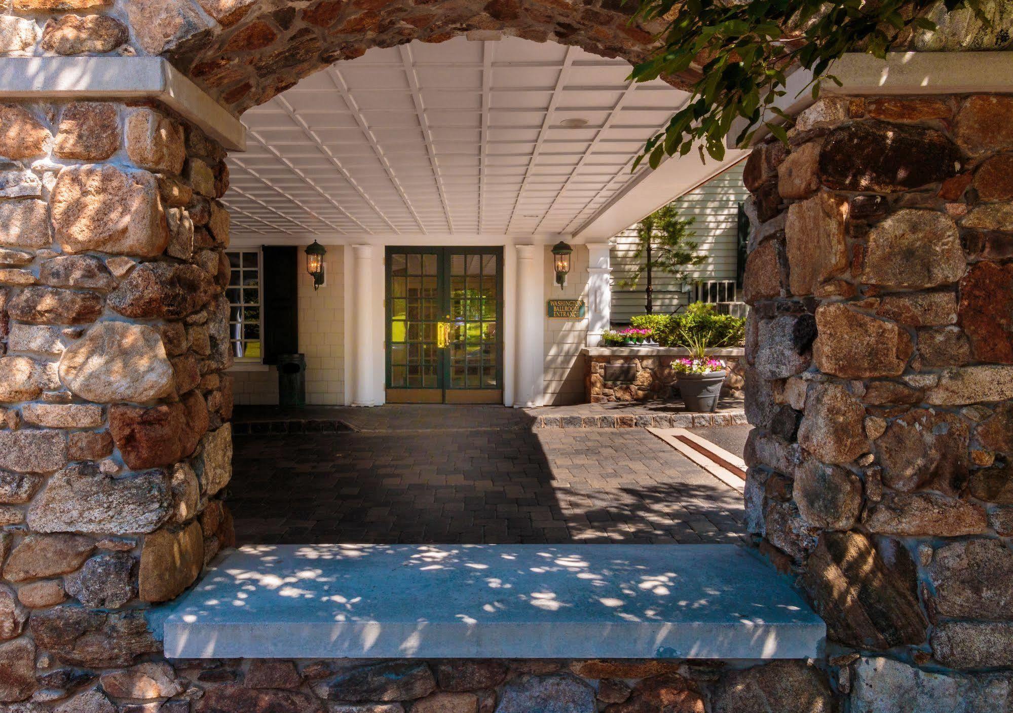 The Olde Mill Inn Basking Ridge Экстерьер фото